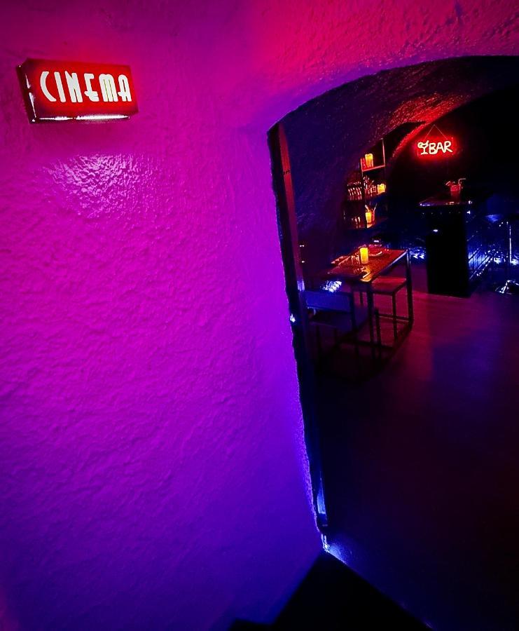 أوباني Love Room Suite Dirty Diana المظهر الخارجي الصورة